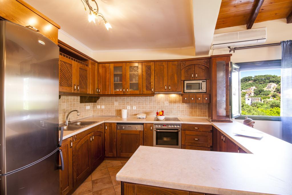 Harmony Marathias Luxury Apartment Екстер'єр фото